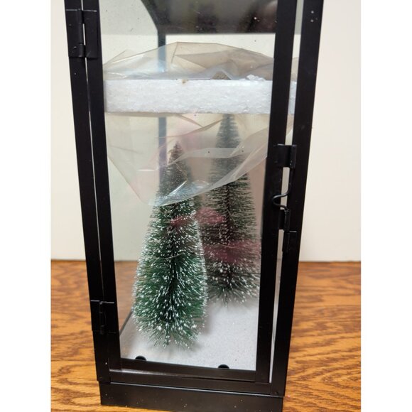 Lighted lantern - Picture 4 of 9